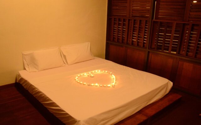 Hotel Ceylon