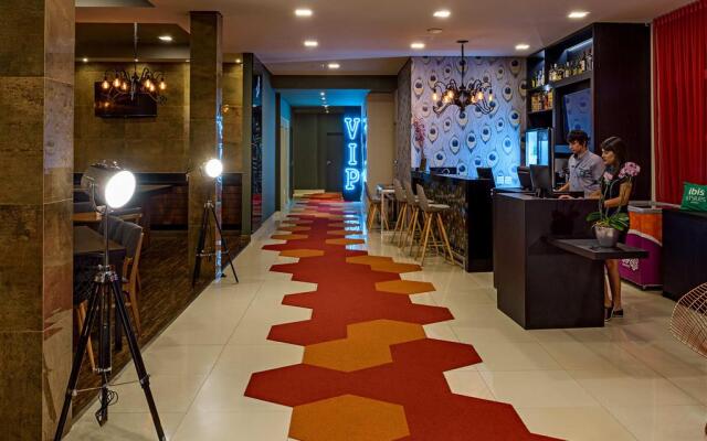 Golden Tower Express Braz Olaia