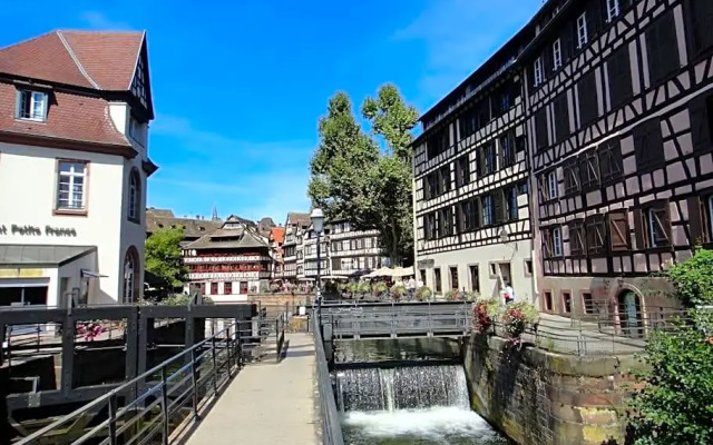 La chambre aux hirondelles