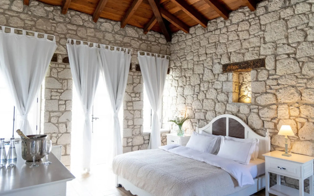 Manastir Alacati Hotel