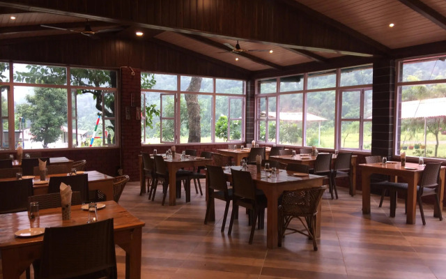 Balaut Camp - Resort