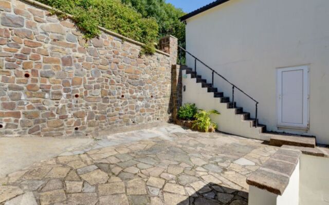 Rock House