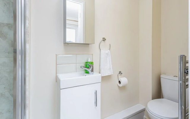 Blackberry - Stylish Self-contained Flats in Soton City Centre