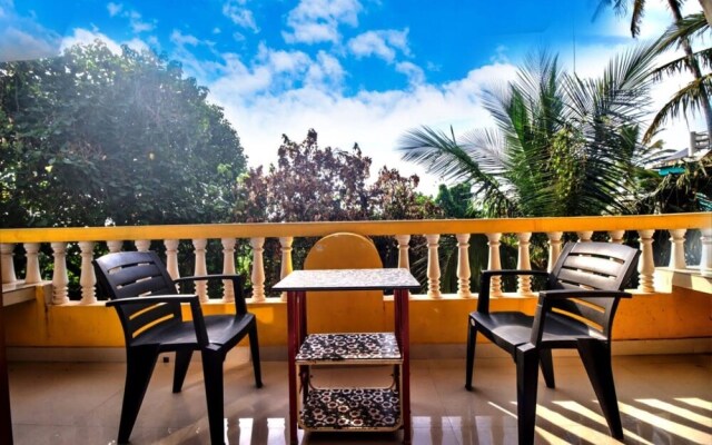 OYO Premium Calangute Holiday Street