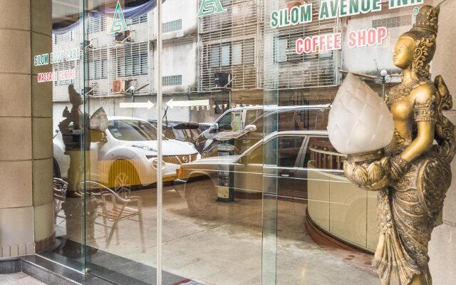 Silom Avenue Inn