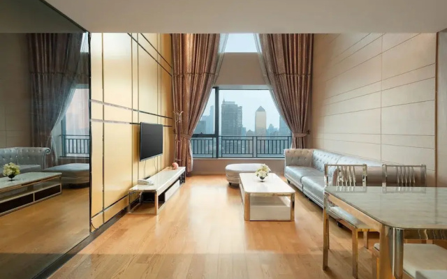 Yicheng Apartment Central Plaza