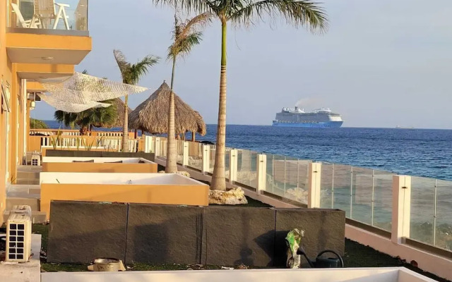Seaview Resort  Boca Sami