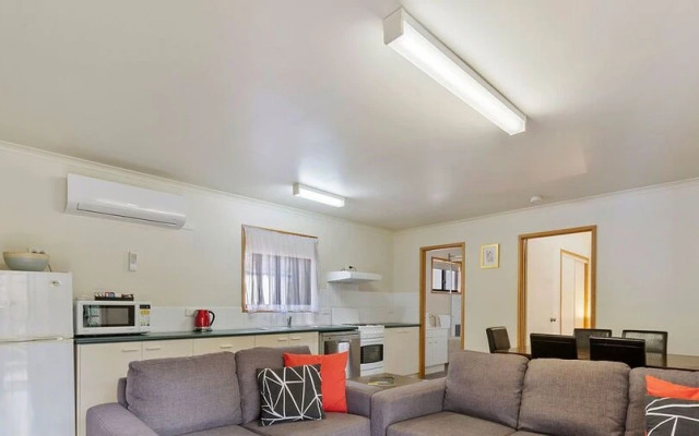 Porepunkah Pines Holiday Park