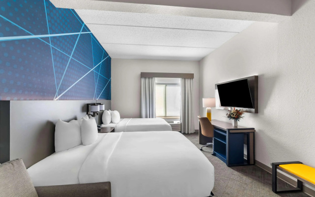 Comfort Suites Austin Airport