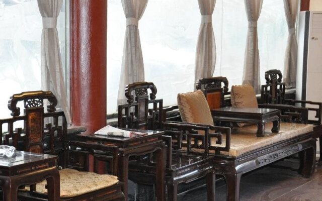 Chengdu Holly Hostel