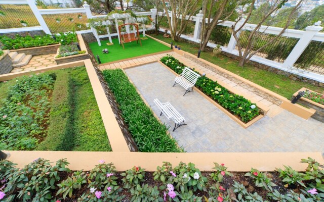 Hotel Dona Villa
