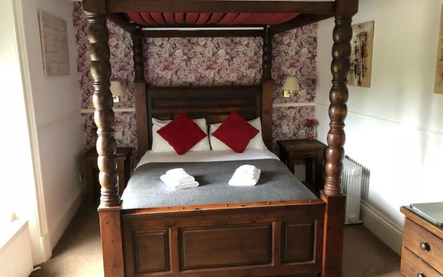 Gomersal Lodge Hotel