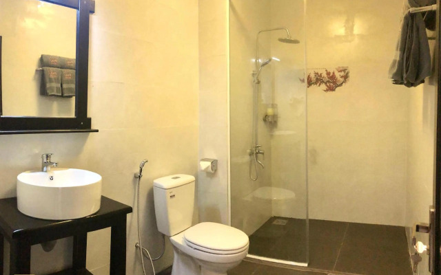 Phu House Hostel