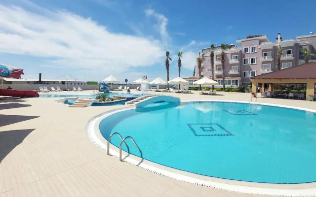 Exotic Hotel