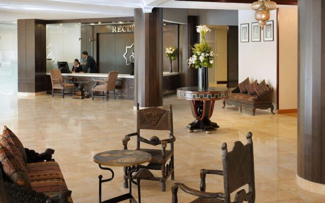 Al Safir Hotel & Tower