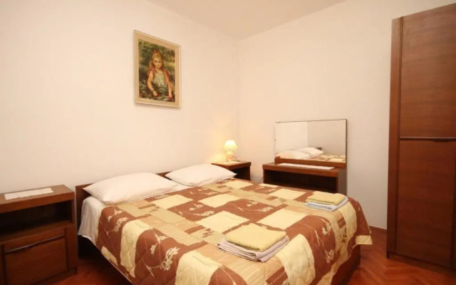 Apartment Kukljica 8237b