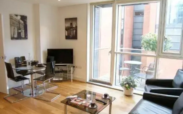 Tower Hill Serviced Apartment By Mysquare