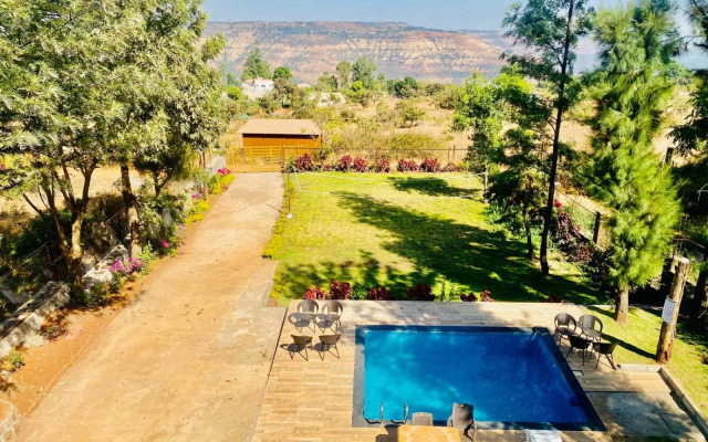 West Valley Villa Casa East