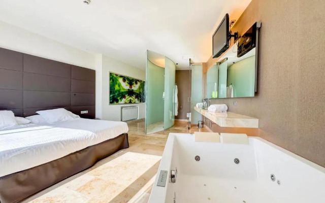 Jardines de Uleta Suites