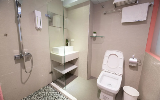 PengHu-Banff B&B