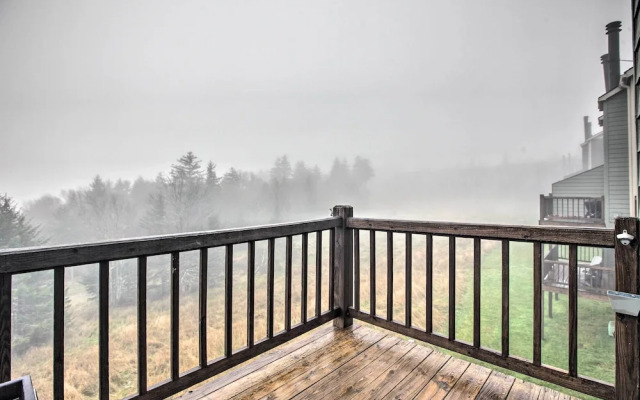 Slopeside Snowshoe Condo - Walk to Ski Lifts!