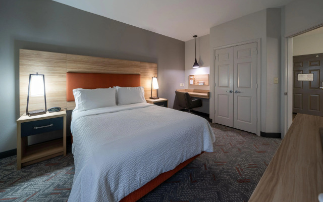 Candlewood Suites Baytown by IHG