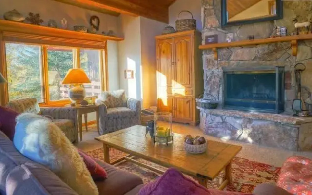 RedAwning Ridge in Deer Valley