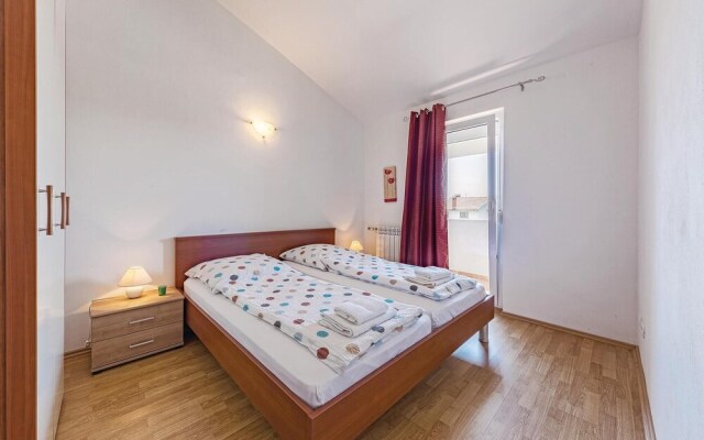 Beautiful Home in Pula With Wifi and 2 Bedrooms