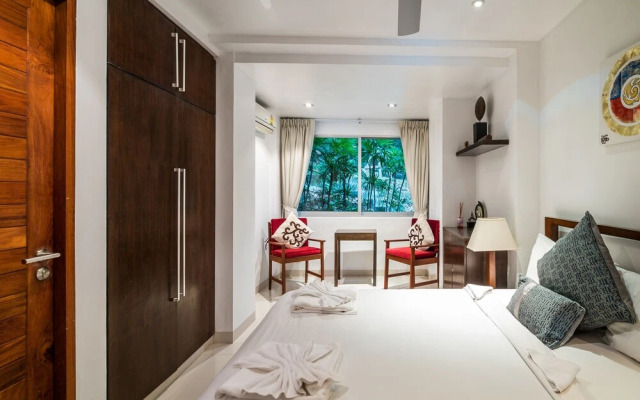 Parinda Villa in Naka Hills