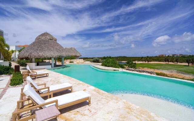 Rooms by G Golden Bear Lodge Cap Cana Hotel