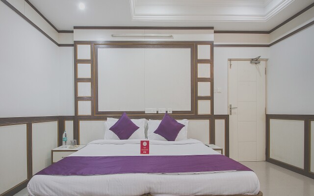 OYO Flagship 983 Hotel Surya Residency