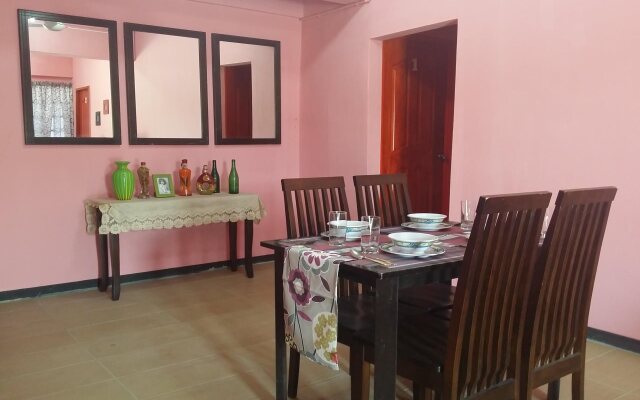 Sri Sembulan Guesthouse