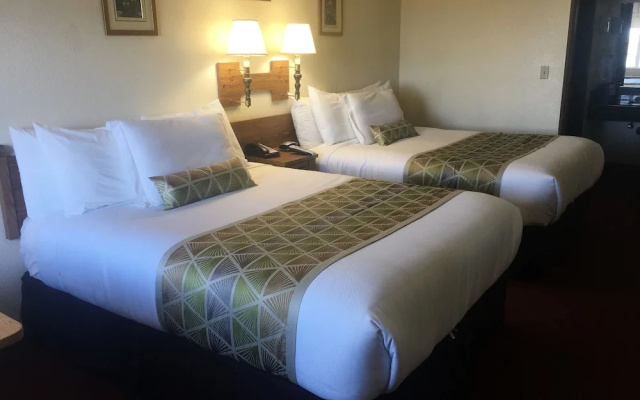 Westward Inn