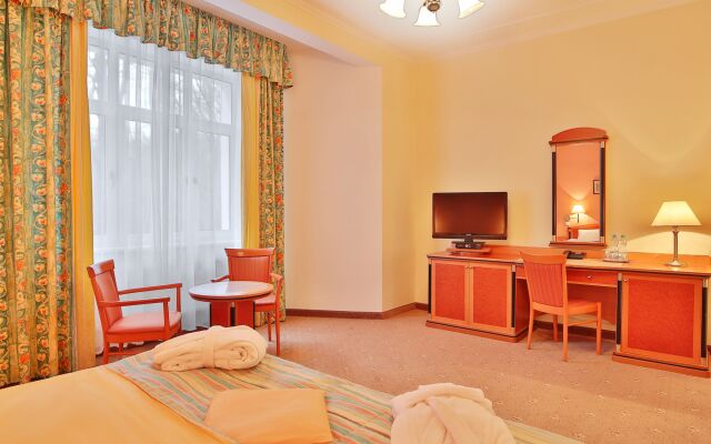 Villa Savoy Spa & Wellness