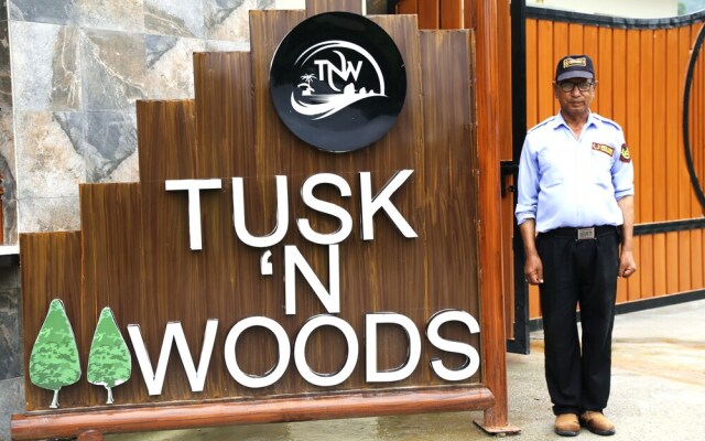 Pumpkin Hotels Corbett, Tusk N Wood