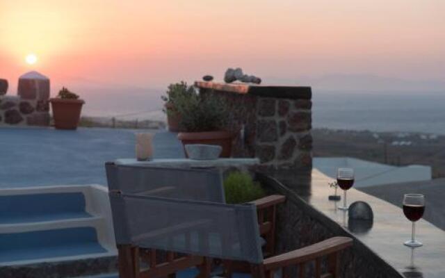 Red Stone Villa Entire Place