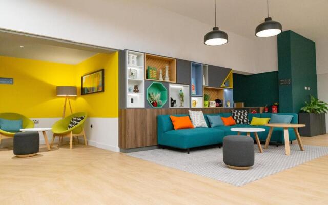 Holiday Inn NEWPORT by IHG