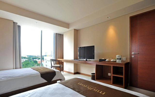 Midtown Hotel