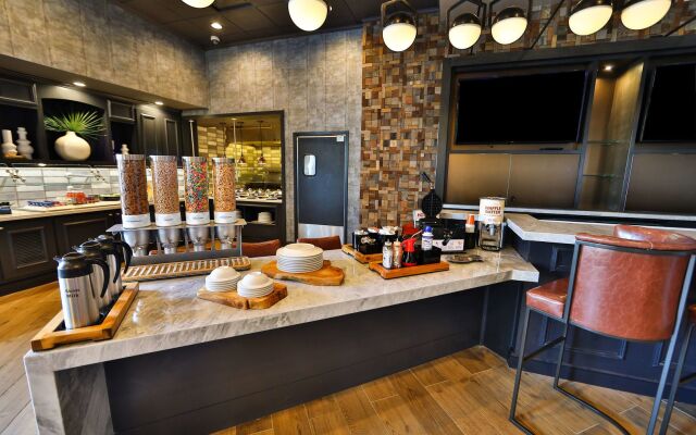 Hilton Garden Inn Savannah Historic District