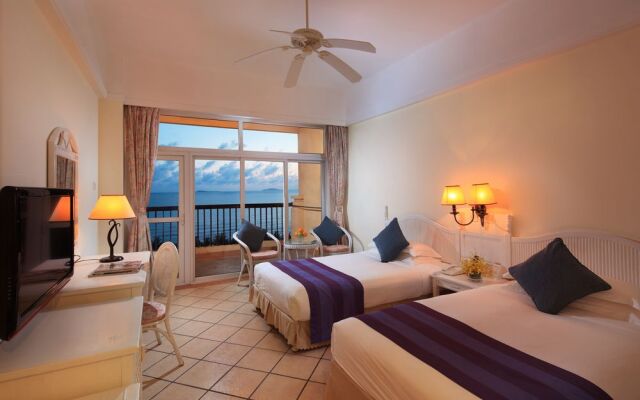 Golden Phoenix Sea View Hotel