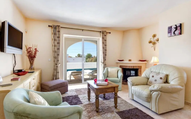 107620- Villa in Cala Porter