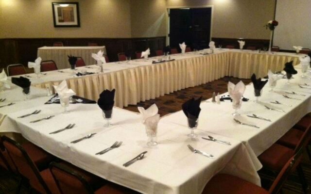 Quality Inn & Suites Downtown Mansfield