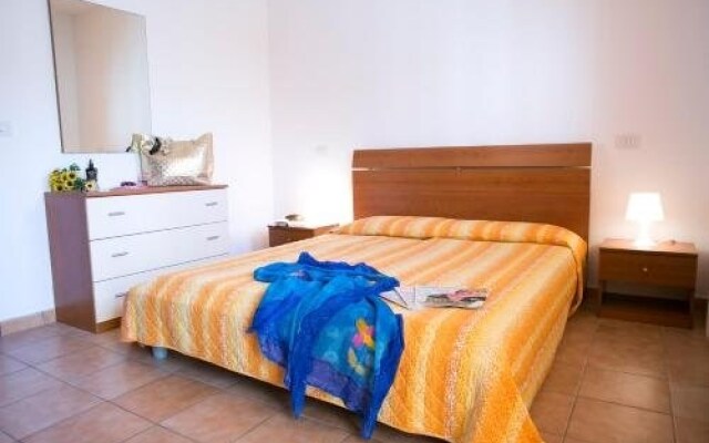 Residence Samos B4 Pineto Vacanza