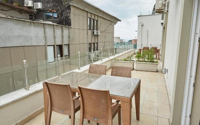 Galata World Hotel