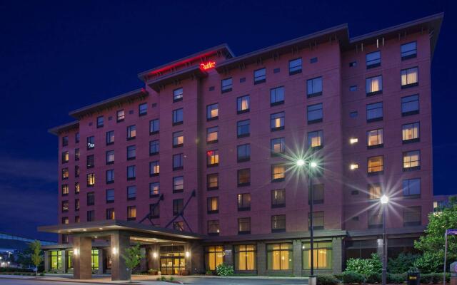 Hampton Inn & Suites Pittsburgh-Downtown