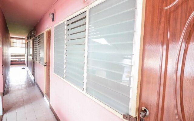 Little Guest House Hotel