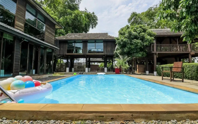Banyen Villa