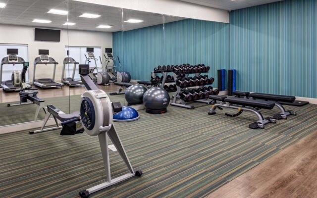 Holiday Inn Express & Suites Madison by IHG