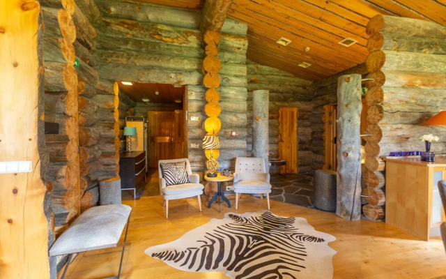 Kuukkeli Log Houses Teerenpesä - Premium Suite A48