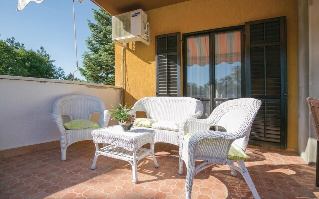 Awesome Home in Labin with Hot Tub, WiFi & 5 Bedrooms